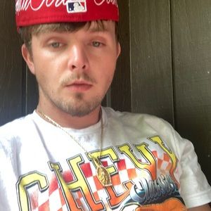 Meet your Posher, Nicholas